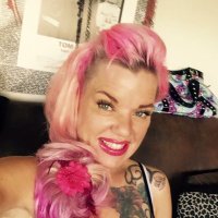 Kat (@pixiekat666) 's Twitter Profile