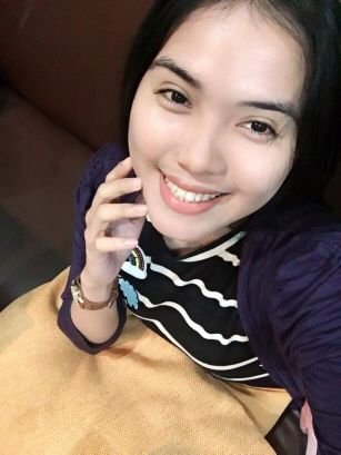 rosarosojenny's profile picture. 