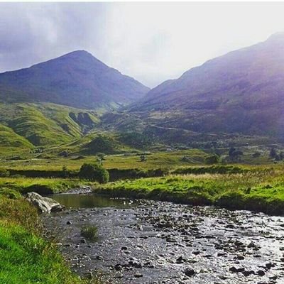 Katb92299229's profile picture. loves to travel, taking photos, cooking & baking for friends.