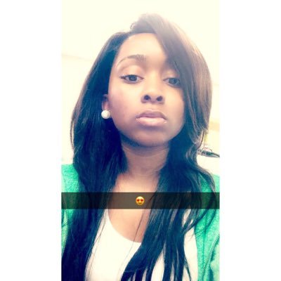 amosc : @BeautifulVibes6 😛| follow my bestfriend she's pretty & lit @niyaaahsmooth😍👯 | #WANW 🤘🏾