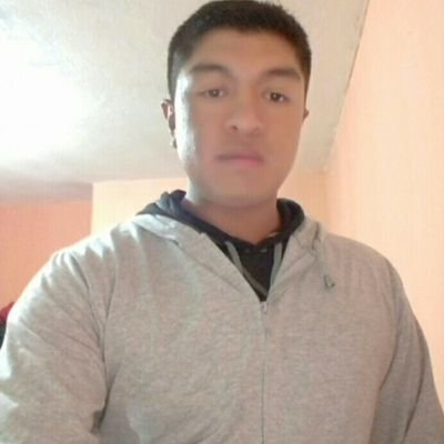 Alejand85214771's profile picture. 