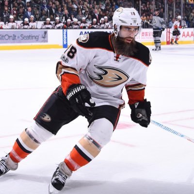 Official Twitter account of Patrick Eaves. Anaheim Ducks #18. Ottawa, Carolina, Detroit, Nashville and Dallas Alumn.