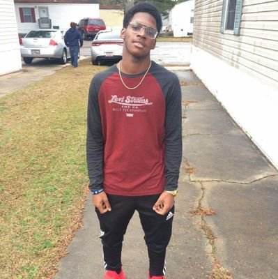 Lit asf 🙄♂💯💸/add me on snap- Kjamal32/ facebook- Austin lambert