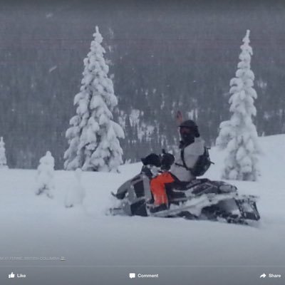 20LukeWarmwater's profile picture. 