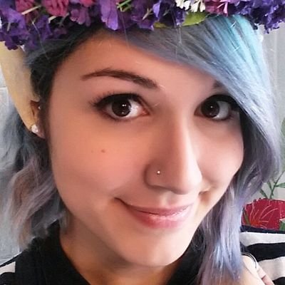 ElleKoizumi's profile picture. Blablabla.