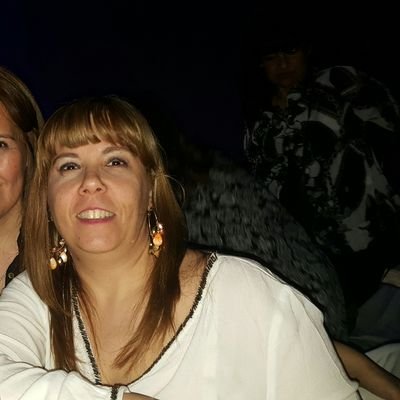 AnafullLOPEZ's profile picture. Siempre en pie