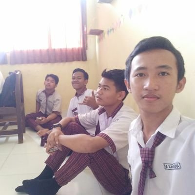 andikabaruna's profile picture. 