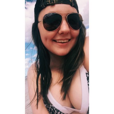 1_800_cass's profile picture. Capser 👻 "I keep it real because I'm not afraid to make enemies" 🖤 || sc:cassidymouse16||