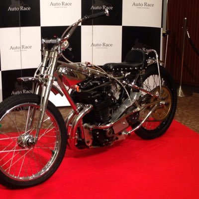 4LCdgKBg084Zlax's profile picture. 