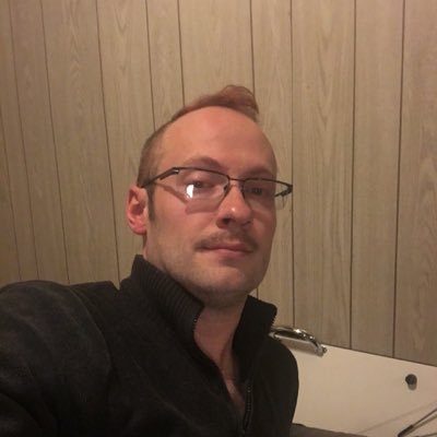 Aspiring Interior Designer with a love for pop culture