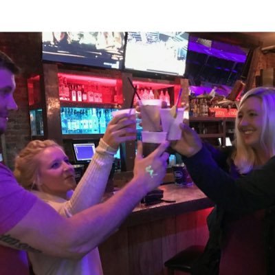 ox_ontherocks's profile picture. DIAGEO Brand Specialist in MS 🍸Working on behalf of DIAGEO brands. 21 ⬆️ to follow. Enjoy responsibly & don't share with anyone under 21 ❗️Cheers!