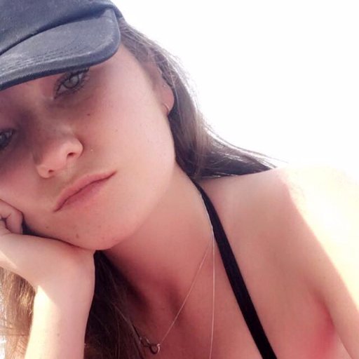 GabrielleRoseTr's profile picture. How to travel the world when you're broke. 
Going on holiday? Here's £25 towards your first Airbnb trip https://t.co/euLjqMR1dv