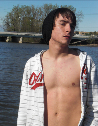 sceneboy52190's profile picture. 