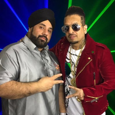 #machinegunbilly @4x4bhangra @jazzyb @jassisidhu #Dhol #Chorographer #MusicProduction Always looking to collaborate if you Sing/Rap/Dance Get in touch