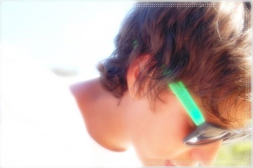 hugoblender_'s profile picture. Haha , i'm nelson .