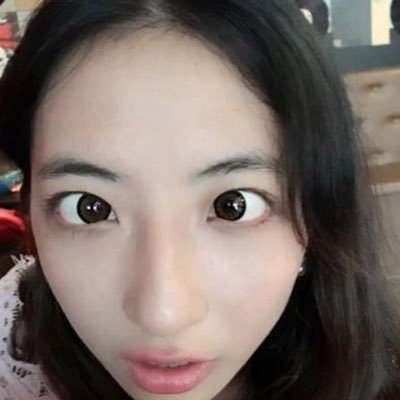 OIScHpUyhv9Wb1n's profile picture. 