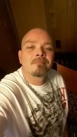 ssizam420's profile picture. Snapchat: ssturgeon0420