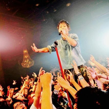 cccccccmo's profile picture. 