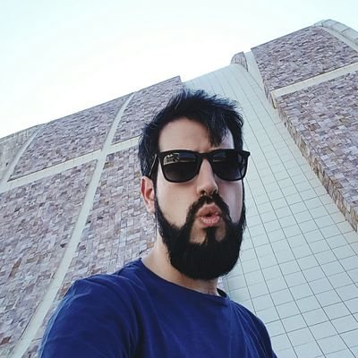 lynott1's profile picture. Frontend Developer @followbeezy