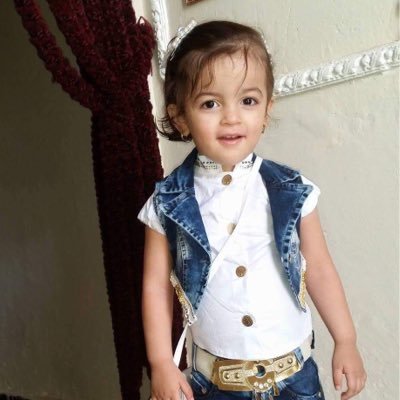 Mouna99764014's profile picture. 