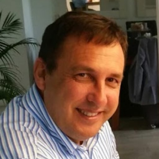 Ondernemer, Bestuurder, Geniet volop van het leven. Gelukkig geëmigreerd naar Spanje