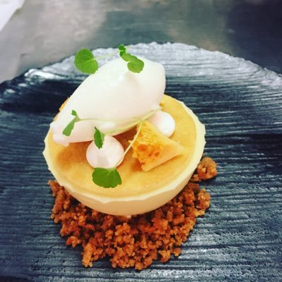 Behind the stove .#michelinassiette2018 Member @thechefsforum Bib Gourmand 2016 @RussellArmsBX,@Bluebells1234 #3AARosette #MichelinBibGourmand