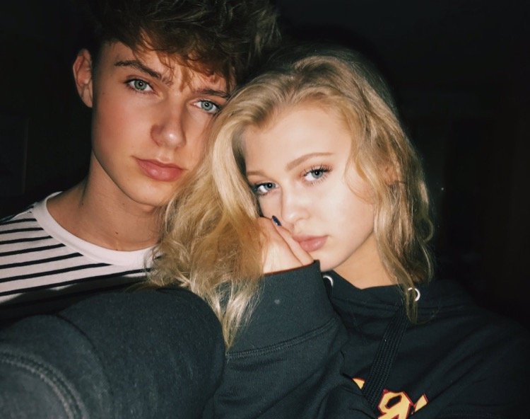 saucyiana's profile picture. momi; @beechloren02 ////////////////////////////////////met @wes10 daddy 8.2.16🖤|||||||||||||||||||||||||||||||| @kutekenley is my wife🖤**********************