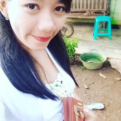 WayanDesi7's profile picture. Ibu & Keluarga