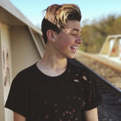||Follow if you love Joey 💕||