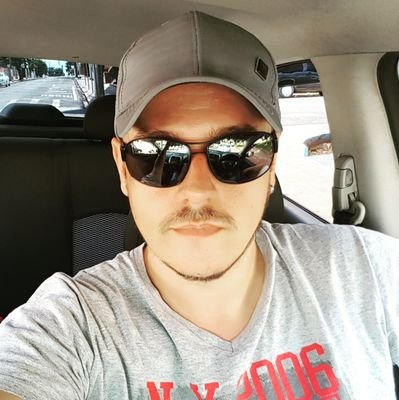 DEDEZ1NHO's profile picture. GameManiaco e Rockeiro desde os 5 anos !!