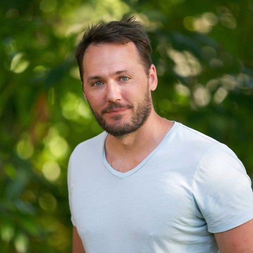 Aussie #Brand agitator. Passionate about #Technology & #Social change https://t.co/cIeXV4wmr3