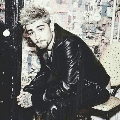 ZaynMal70629792's profile picture. 