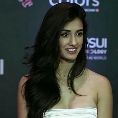 The official fan page of the national crush of India...the very beautiful...DISHA PATANI 😇❤❤❤ @DishPatani liked my tweet 28/02/2017 😇😘❤❤