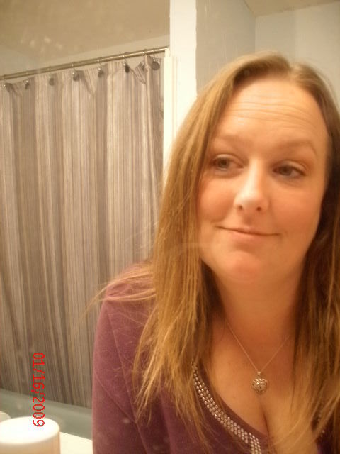 MzMandy's profile picture. 