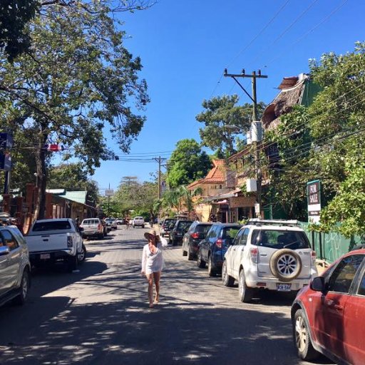 careymarie26's profile picture. dont think. it complicates things. just feel, and if it feels like home, then follow its path [r.m. drake]