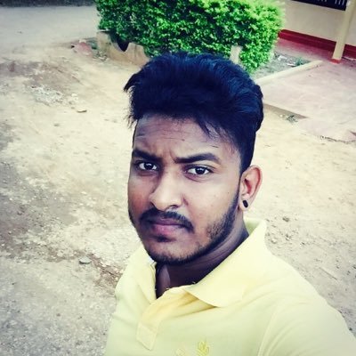 SMathursan's profile picture. Mom