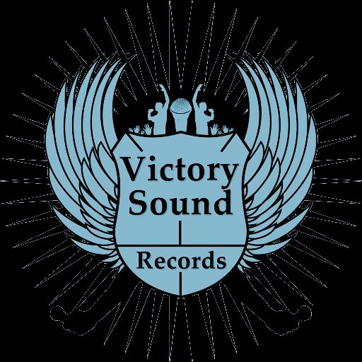 Estudio de grabación profesional, realizamos grabación mezcla, masterización, beats.
TRABAJAMOS TEMAS DE ESPAÑA Y LATINOAMÉRICA.
Sello discográfico.