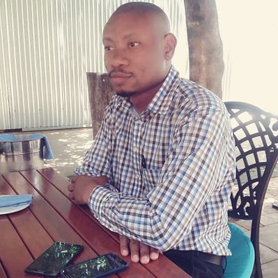 ATTORNEY AT DUBE ATTORNEYS UNIT 6 IMBIZO PLACE BUILDING, 28 SAMORA MACHEL, MBOMBELA
(LLB) WITS