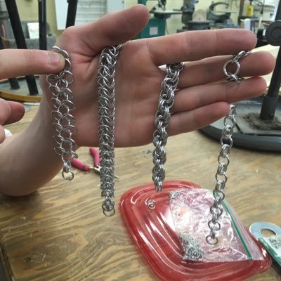 Hi we are excited to share our jewelry with you. We will keep you up to date on all the latest designs and patterns.