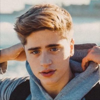 MartineztwinsV's profile picture. Martinez twins foreverrr