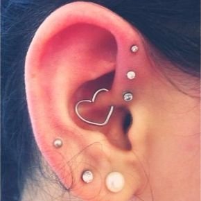 piercingvibes's profile picture. cute piercing ideas & piercing aftercare! DM with any questions.