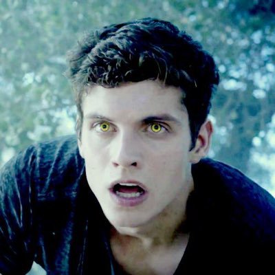 InsolentBeta's profile picture. Werewolf. Hobbies; riling Malia up, organising my scarf collection. - An #Vigôr alt. - MV/multi ship.