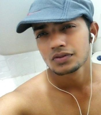 SurajOn2witR's profile picture. Sports ,Business