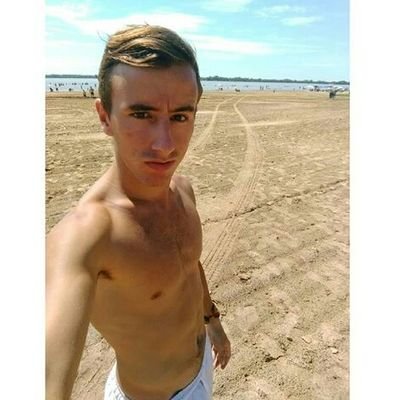 juaniigarciia's profile picture. Instagram: Juanii.garciia
Facebook: Juani Garcia