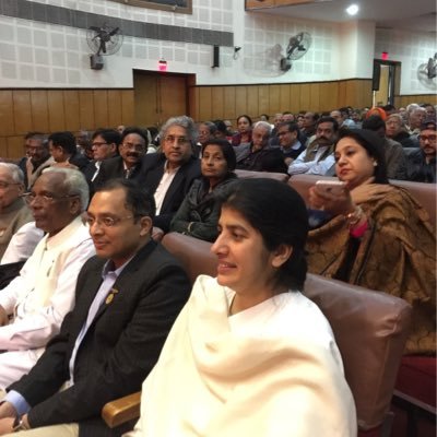 #अक्षर #शब्द #भाषा #और #अर्थ का #अध्येता #अपने_आख्यान_में… ((कविता_संग्रह))