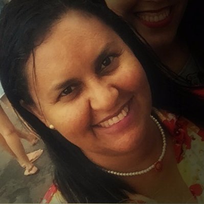 vivianadriana14's profile picture. 