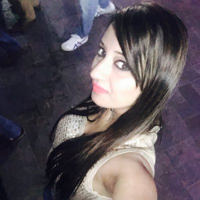 riyagulati1987's profile picture. 