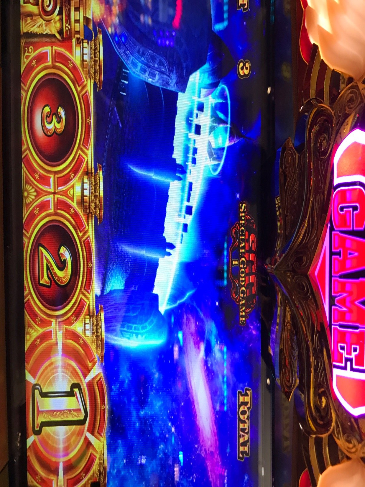 タバコと競馬を取り上げると消滅する駄目人間。なお、オタク。ふぁんとまーであり、ルパンフリーク。一周回ってまたfgoにはまった。考え方がすぐ極端な方向へ。生物・環境に対して強火。人間として30年位生きてる。結構車も好き。