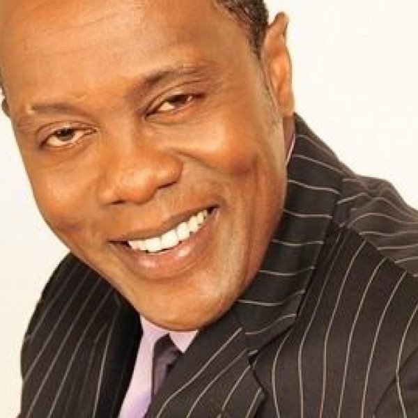 Official handle of the all new Jeff Koinange Live show on Citizen TV. Smooooking!