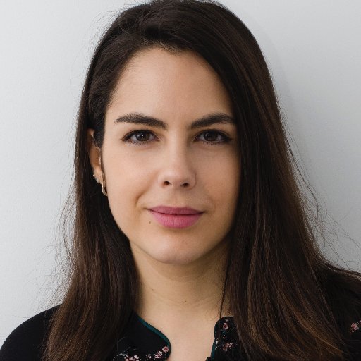 pilar_qb's profile picture. Graduada en Periodismo. Moda, Fotografía, Cine, Música. La moda esta en la calle, tiene que ver con las ideas, con nuestro modo de vida, con lo que esta pasando